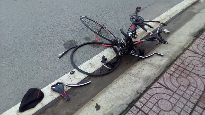 Giấc chiêm bao đang muốn nói lên rằng bạn là người sống khá khép kín và rất ít giao lưu tụ tập bạn bè